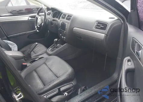 2016 Volkswagen Jetta 1.4T Se from USA, damaged, VIN 3VWD67AJ4GM363616